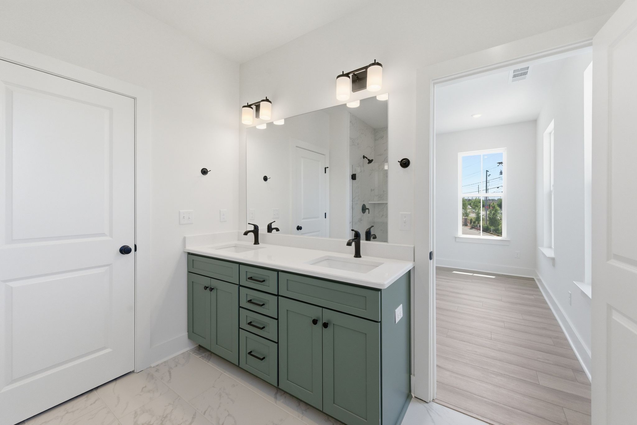 136 Nearwater Place Hendersonville TN 37075