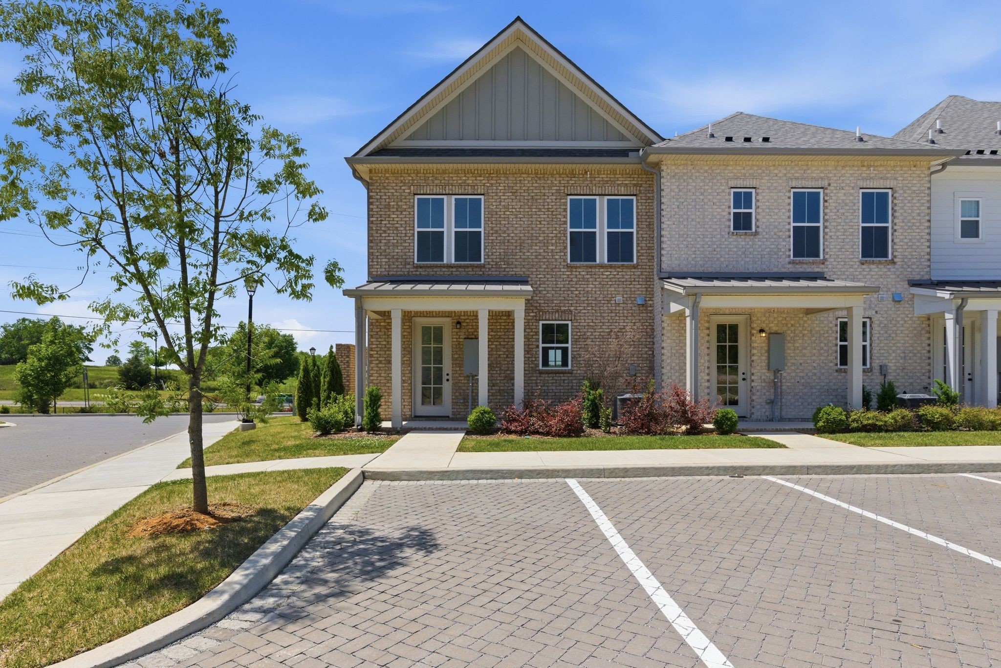 136 Nearwater Place Hendersonville TN 37075