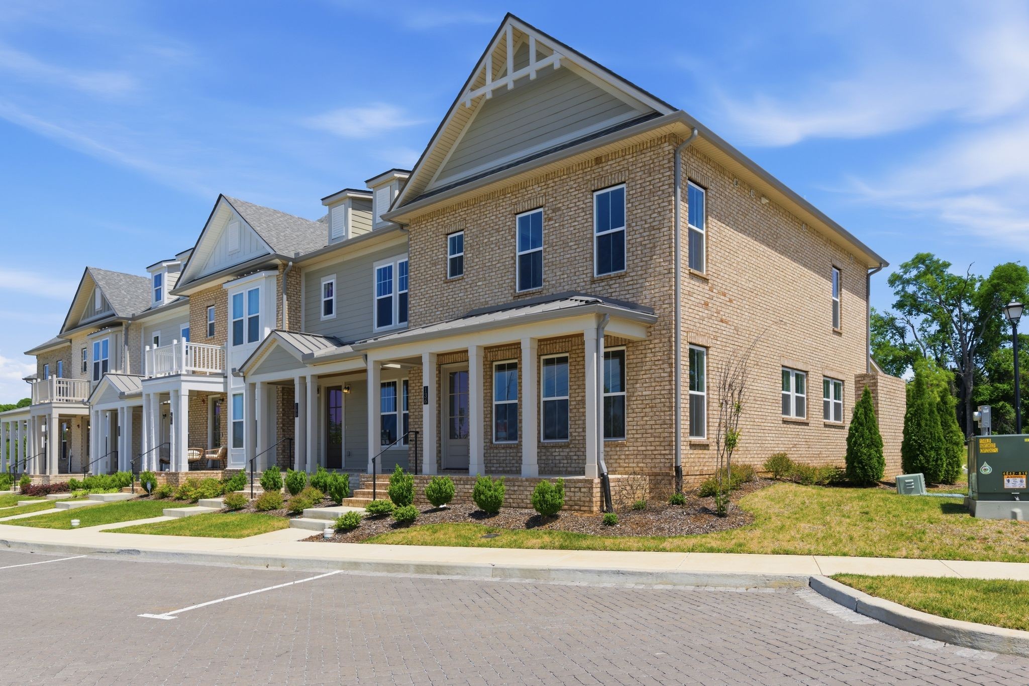 136 Nearwater Place Hendersonville TN 37075