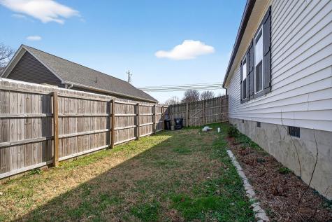 817 S Mountain Street Smithville TN 37166