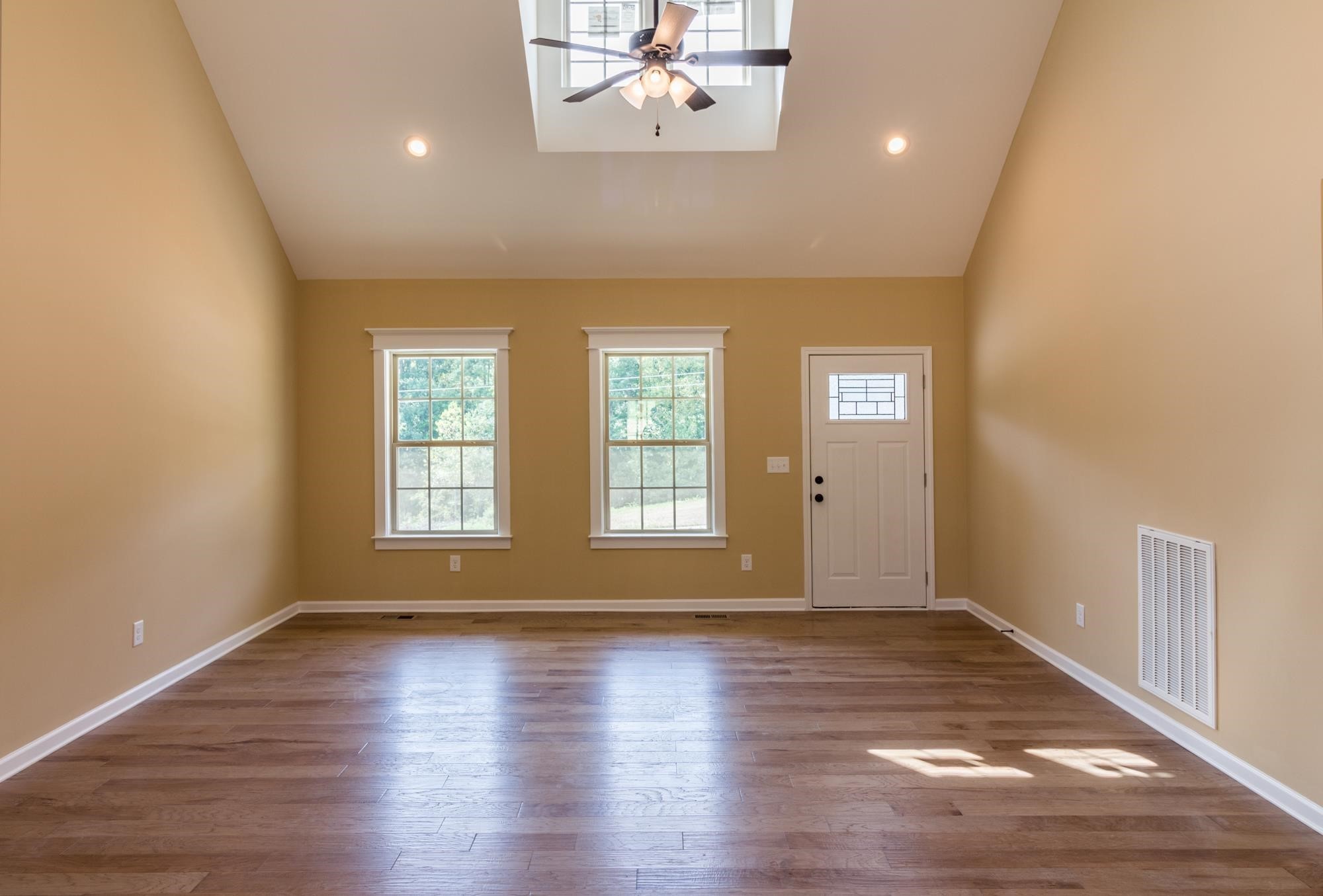 1592 Gilliam Hollow Road Dickson TN 37055