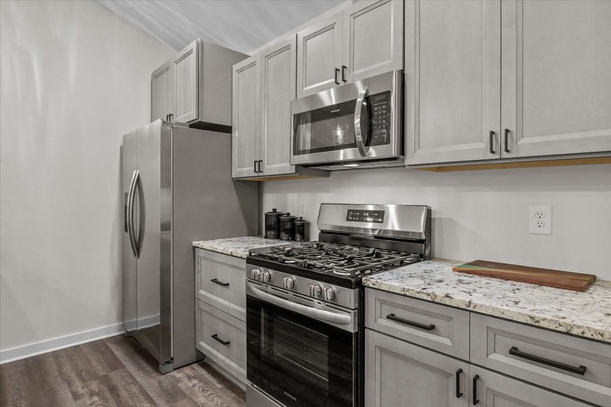 555 Parrish Lane Mc Ewen TN 37101