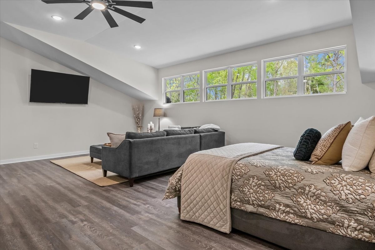 555 Parrish Lane Mc Ewen TN 37101
