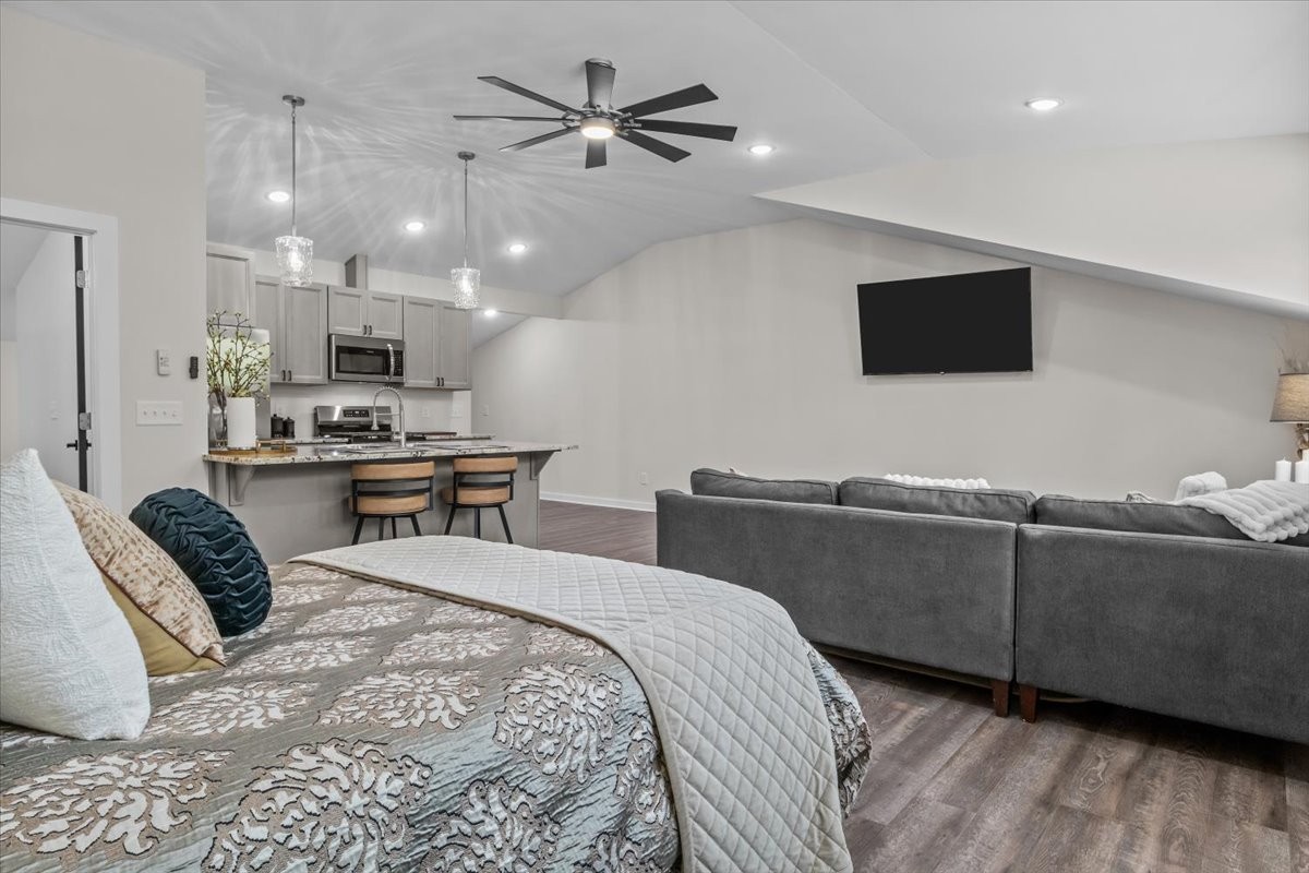 555 Parrish Lane Mc Ewen TN 37101