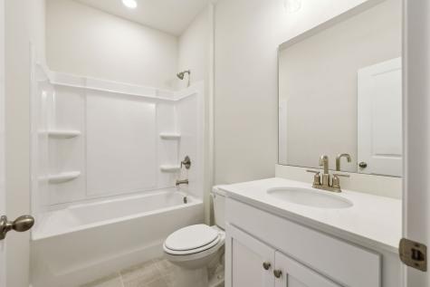 126 Cades Bluff Lebanon TN 37087