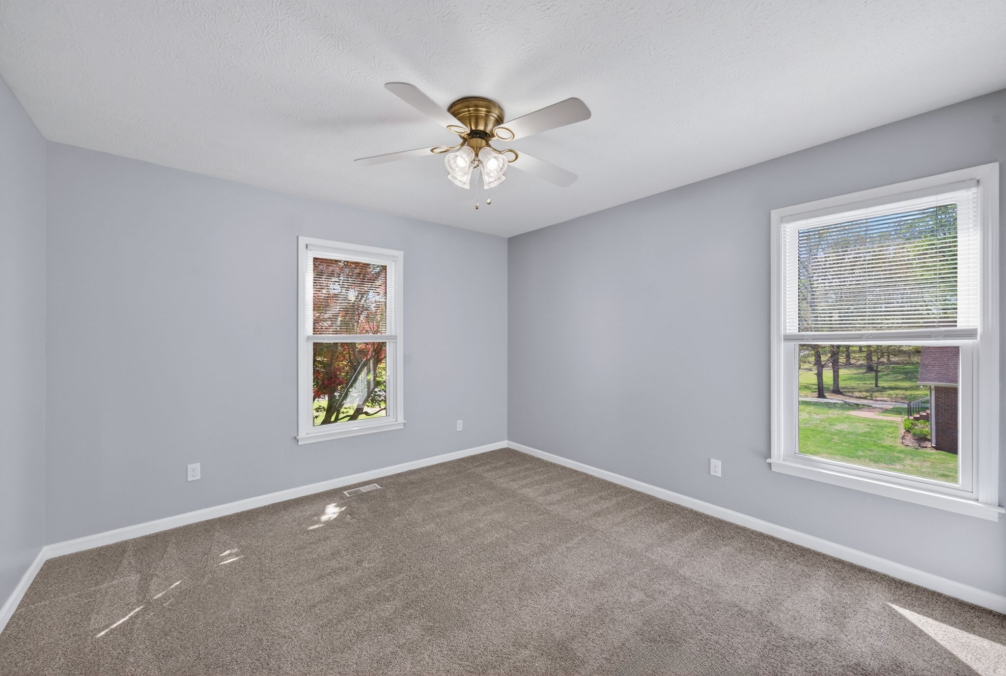 217 Timberlake Drive Springfield TN 37172
