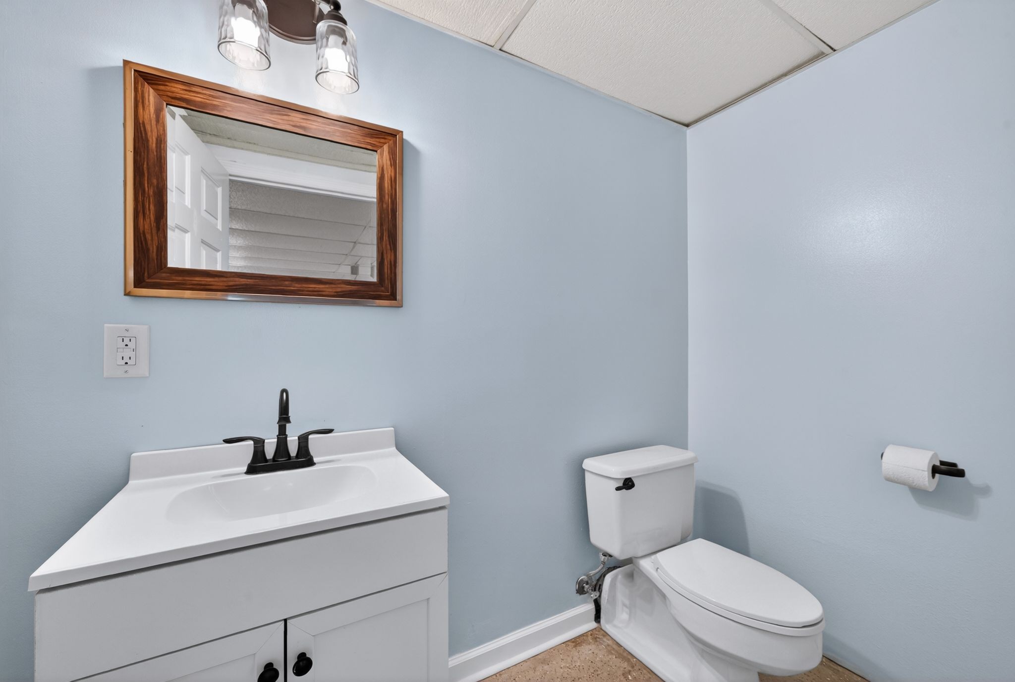 217 Timberlake Drive Springfield TN 37172