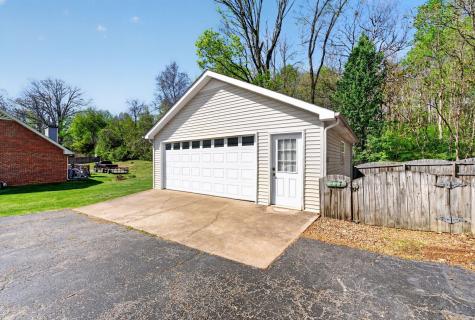 217 Timberlake Drive Springfield TN 37172