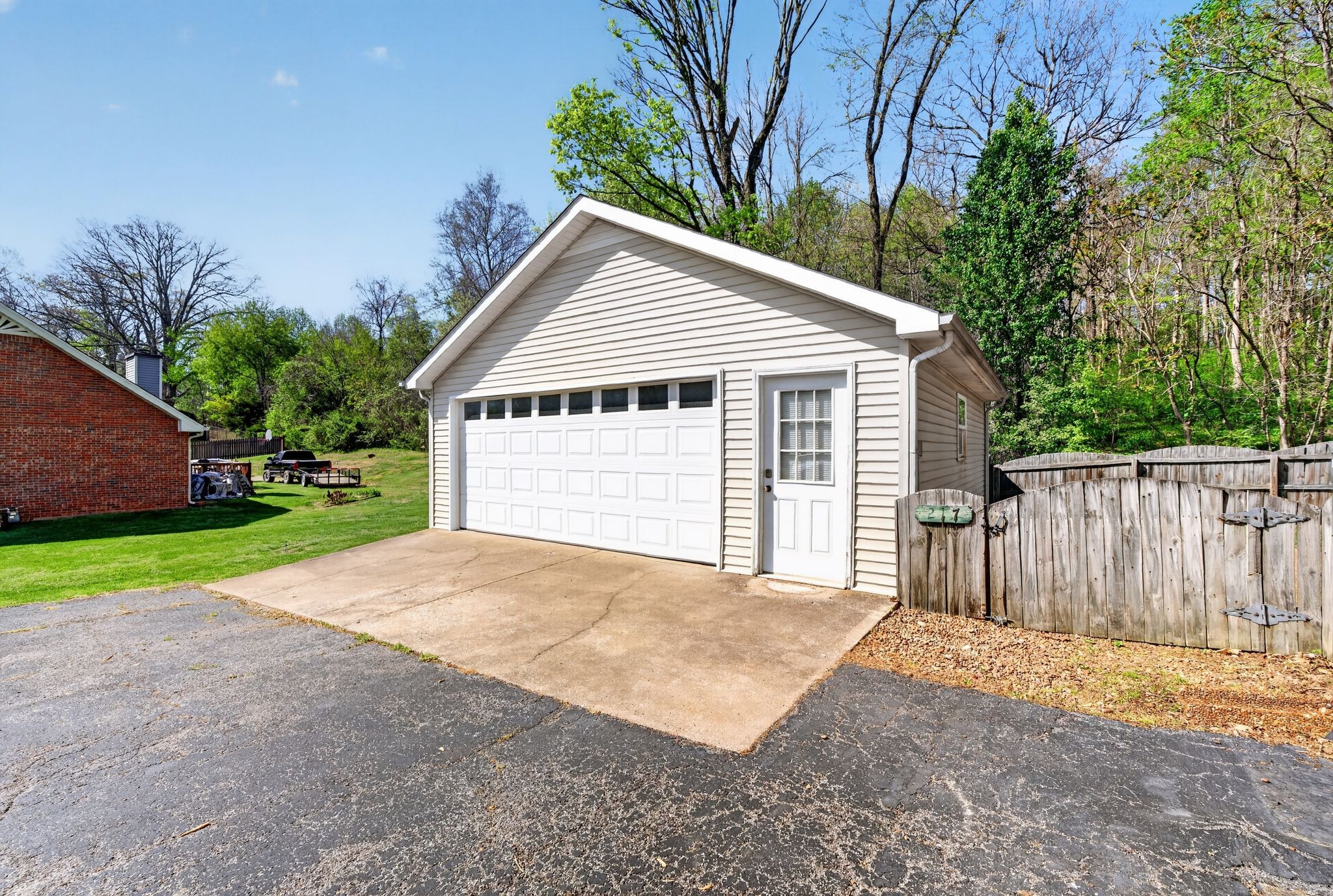 217 Timberlake Drive Springfield TN 37172