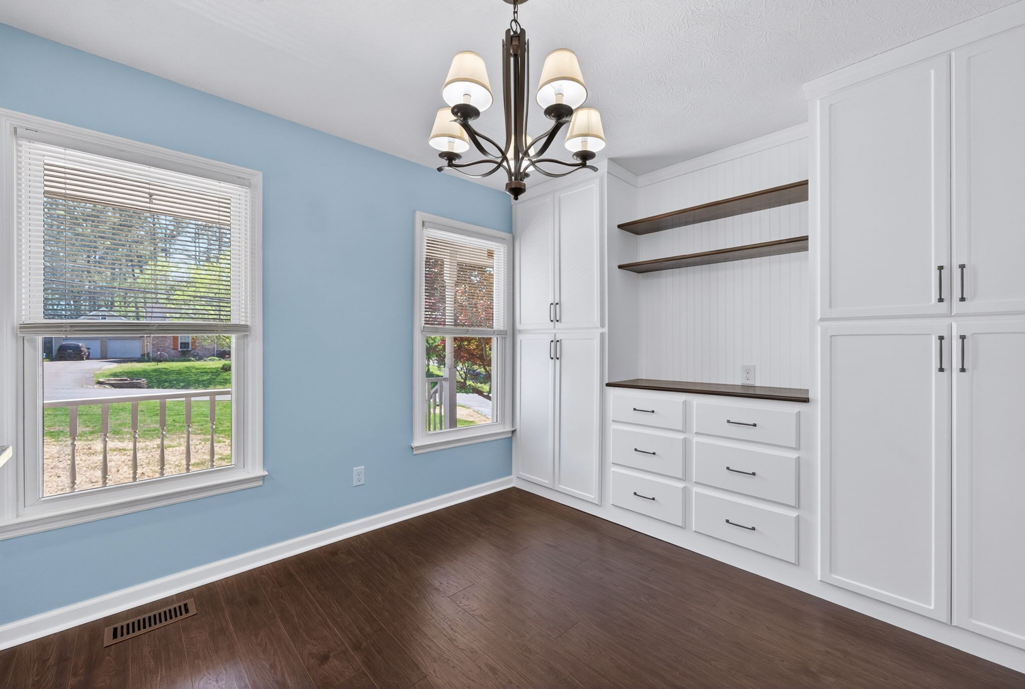217 Timberlake Drive Springfield TN 37172