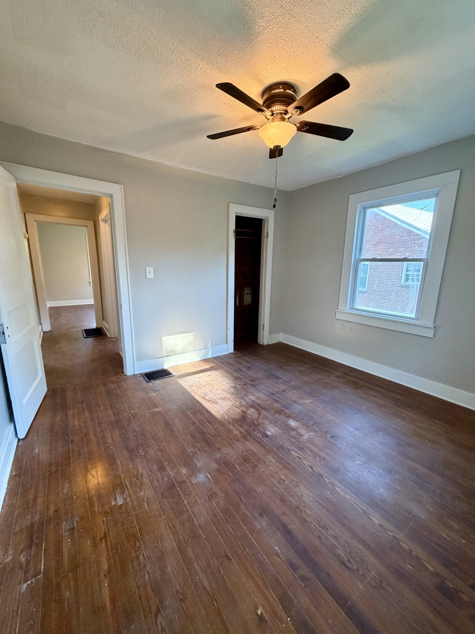 1602 Columbia Avenue Columbia TN 38401