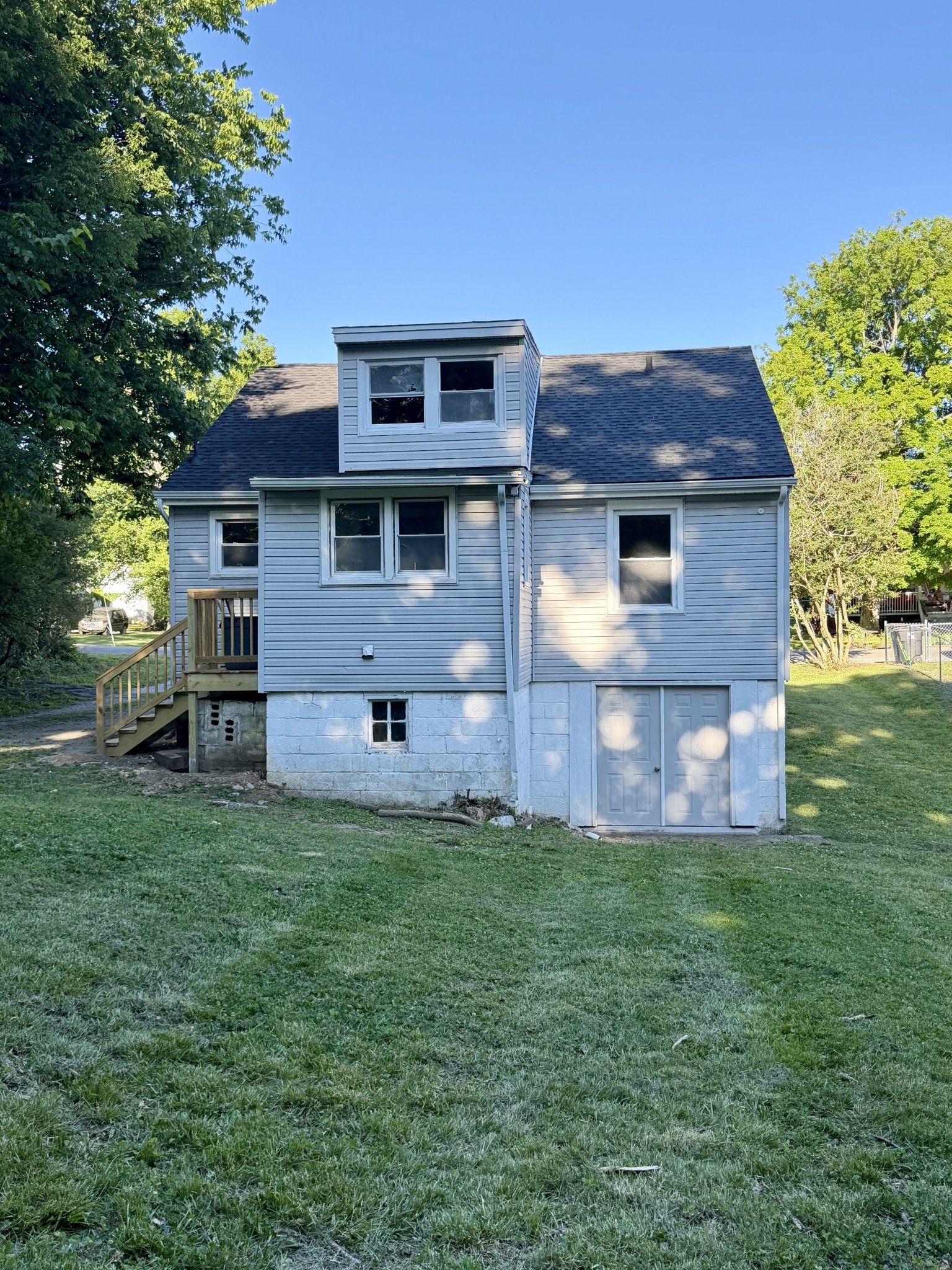 1602 Columbia Avenue Columbia TN 38401