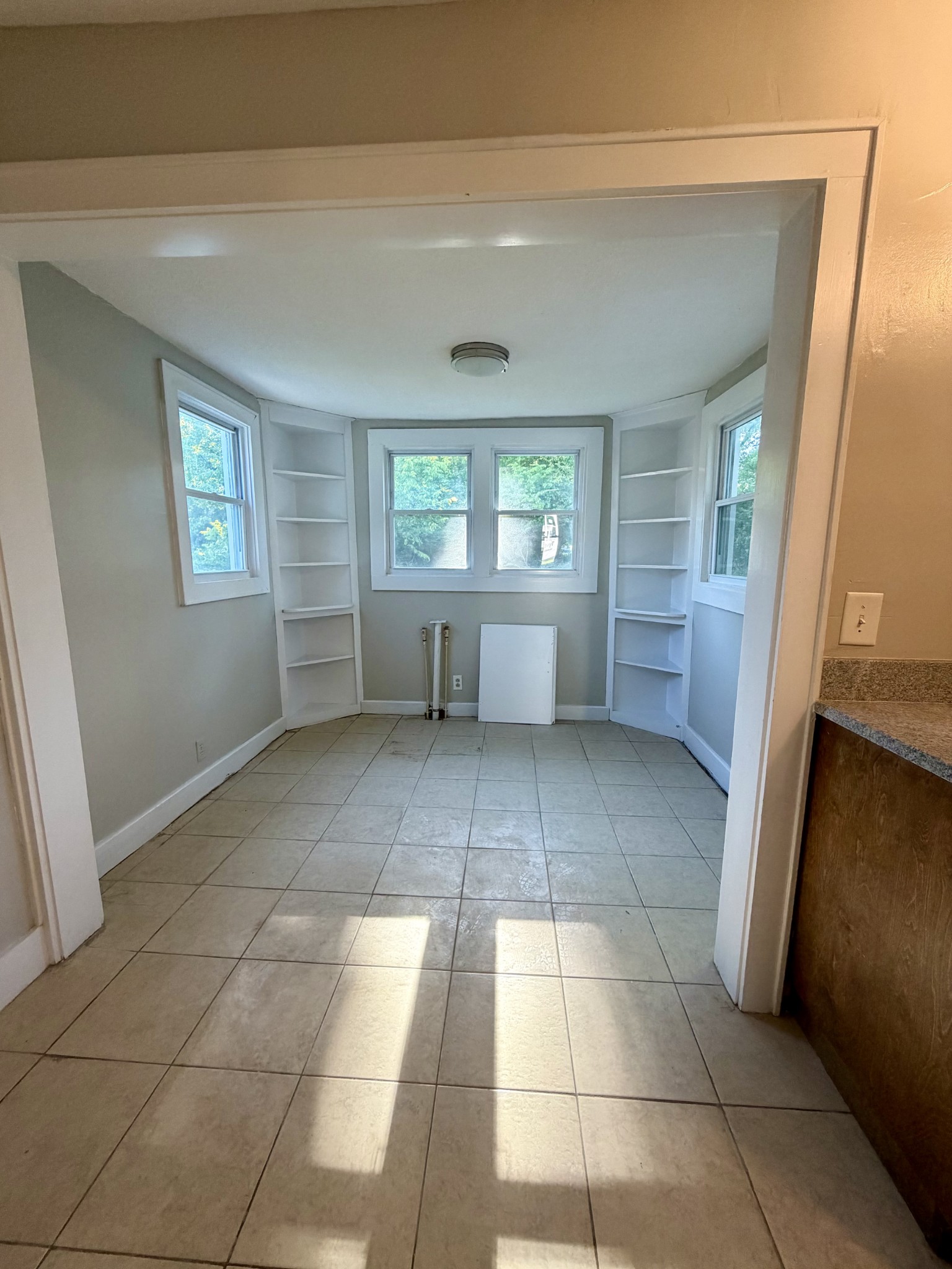 1602 Columbia Avenue Columbia TN 38401