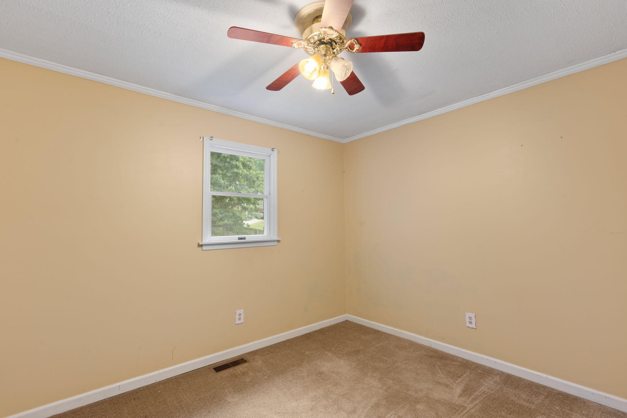 163 Mapleton Forest Drive, NW Cleveland TN 37312