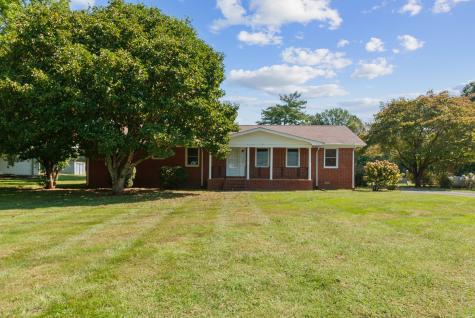 4099 Owl Hollow Road Belvidere TN 37306