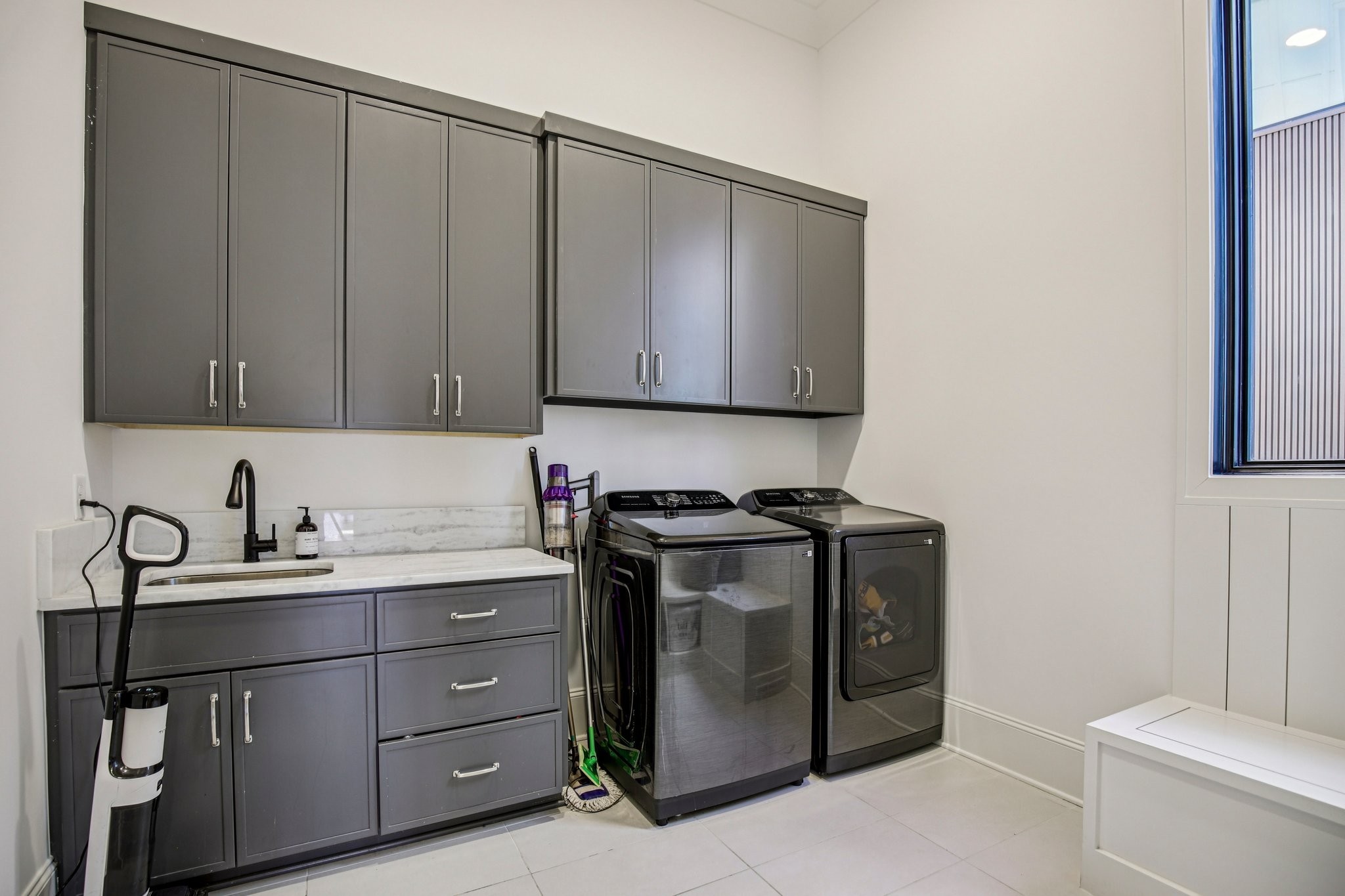 3916B Caylor Drive Nashville TN 37215