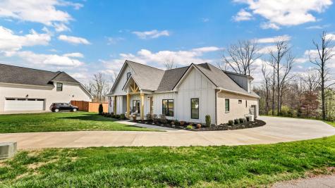 121 Denton Court Clarksville TN 37043
