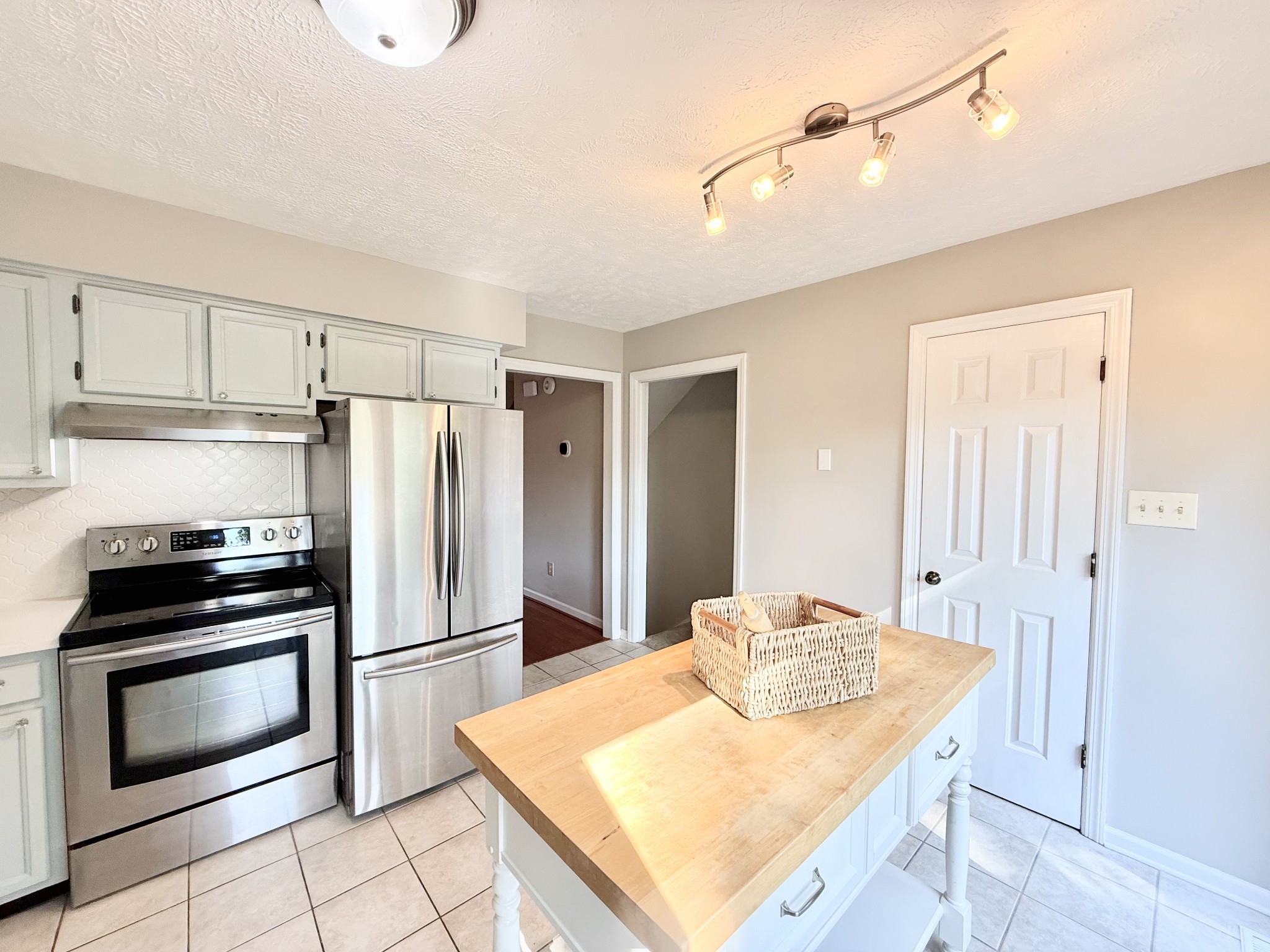 4013 Heather Court Knoxville TN 37919