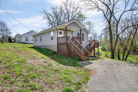 219 E Bronson Street Sparta TN 38583
