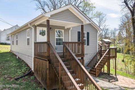 219 E Bronson Street Sparta TN 38583