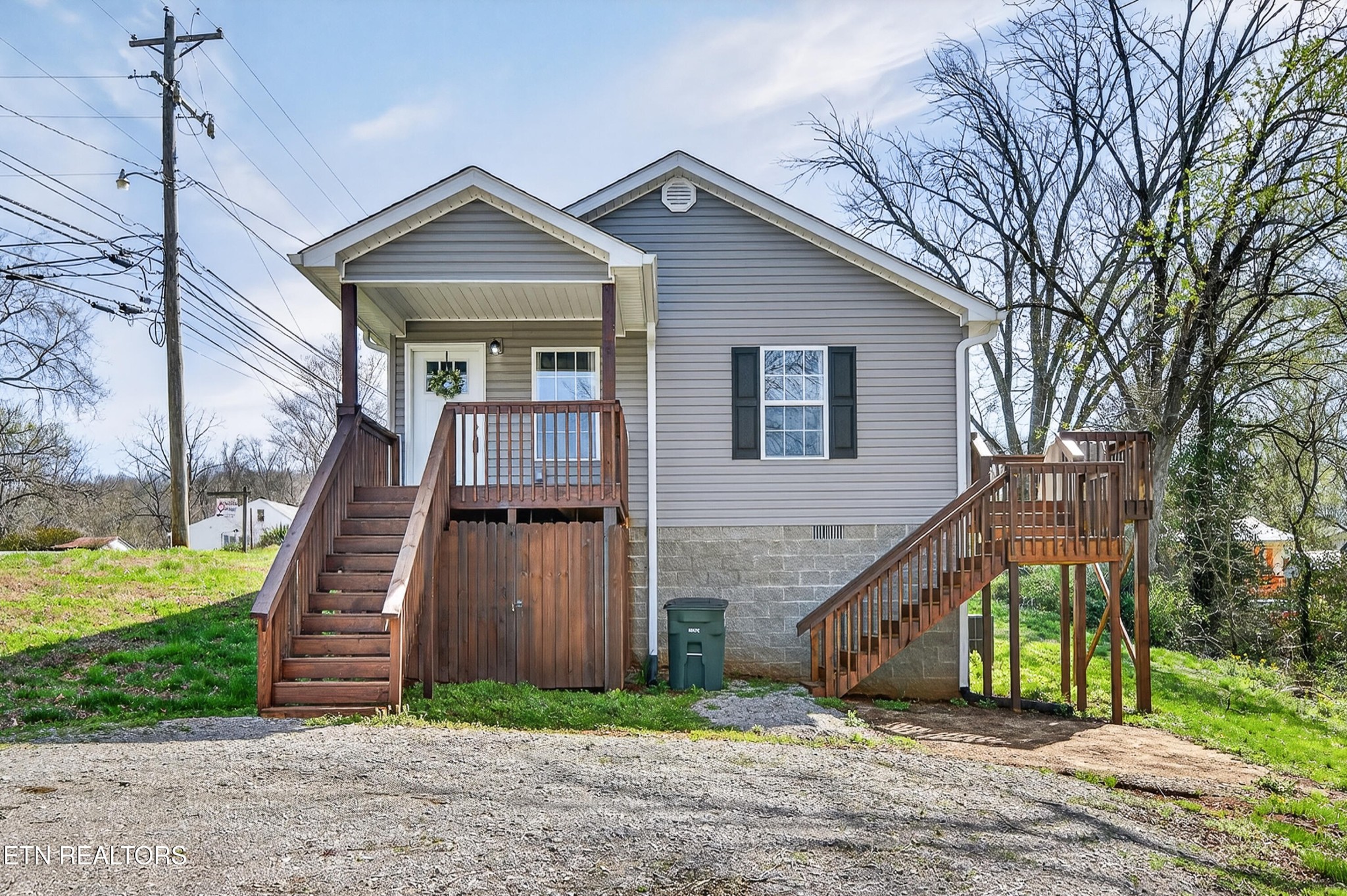 219 E Bronson Street Sparta TN 38583