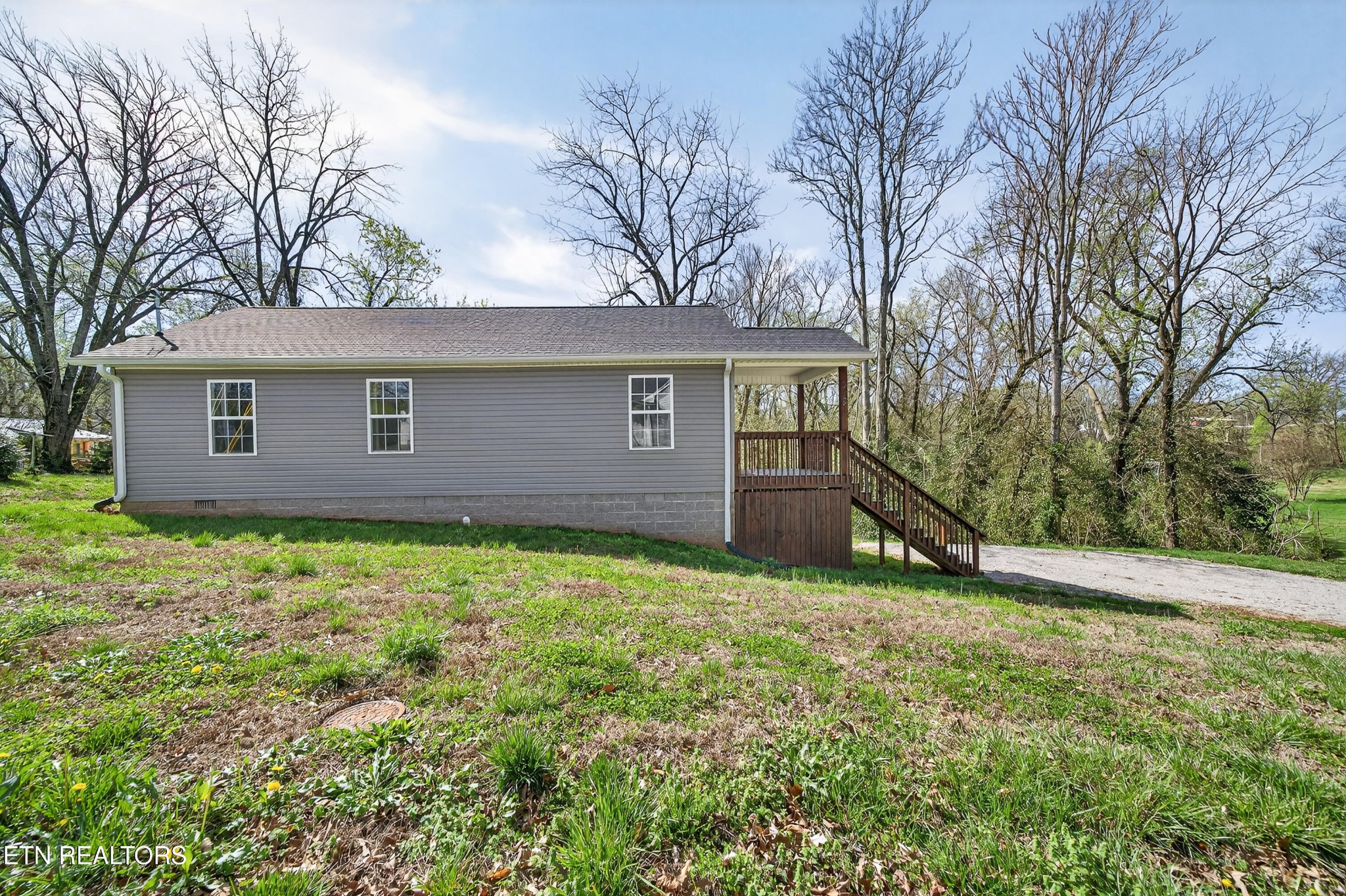219 E Bronson Street Sparta TN 38583