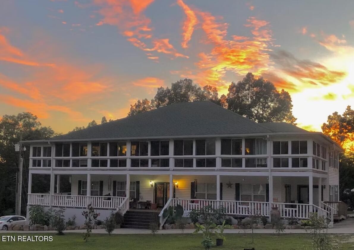 34 Rozzel Road Pikeville TN 37367