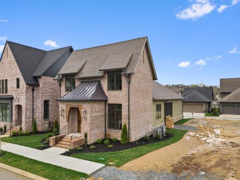 9339 Calder Circle Ooltewah TN 37363