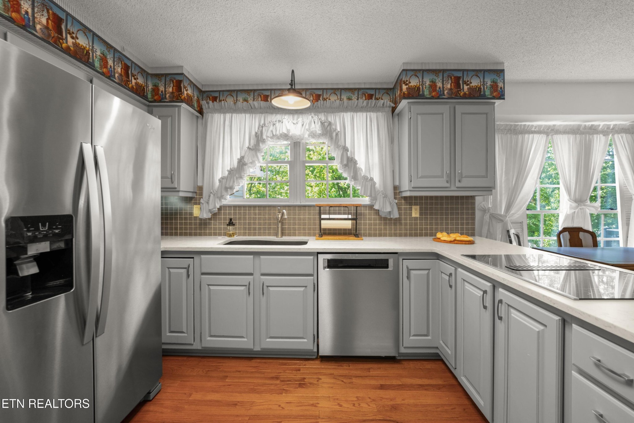 15 Cloverdale Circle Crossville TN 38558