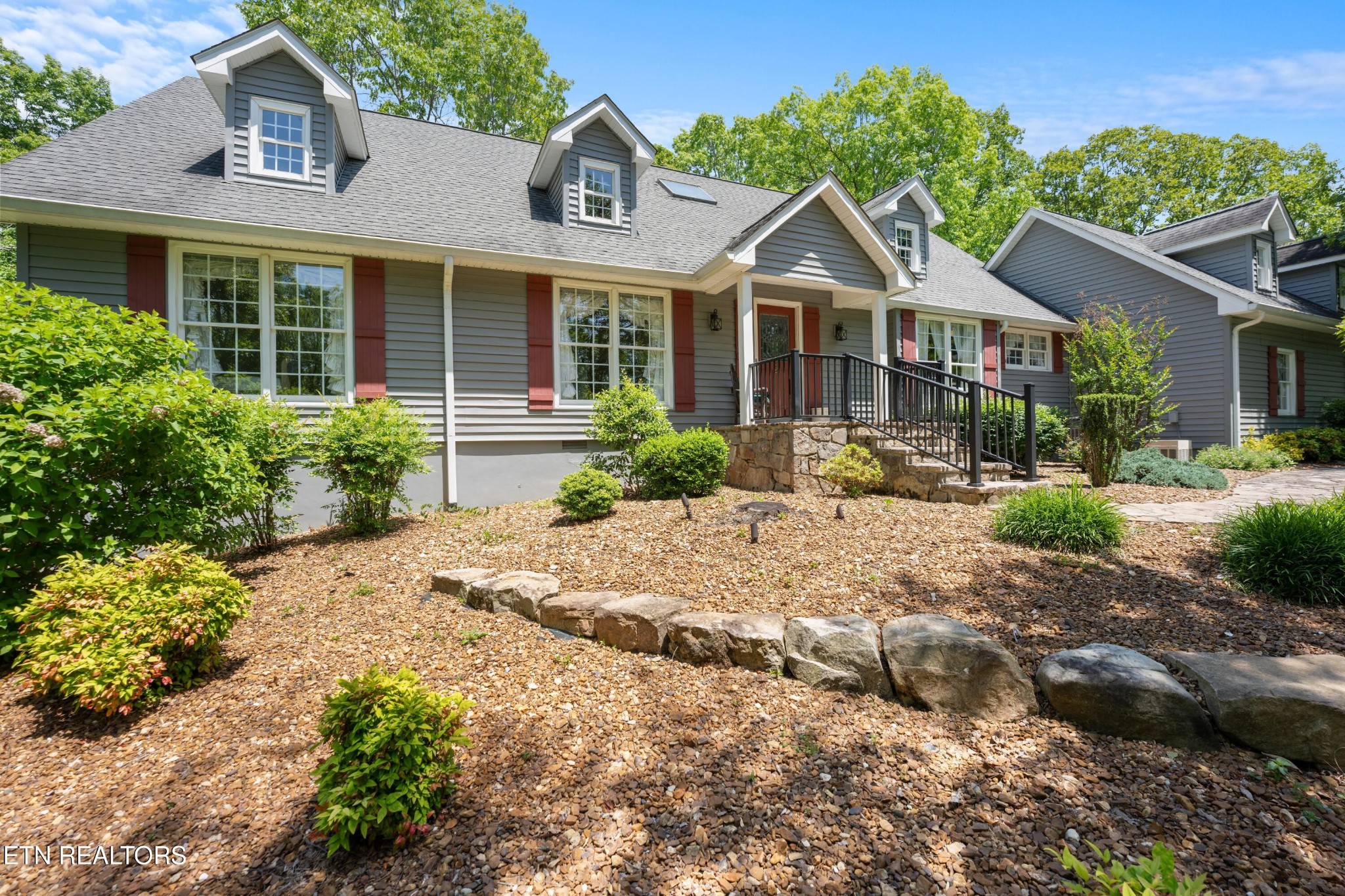 15 Cloverdale Circle Crossville TN 38558