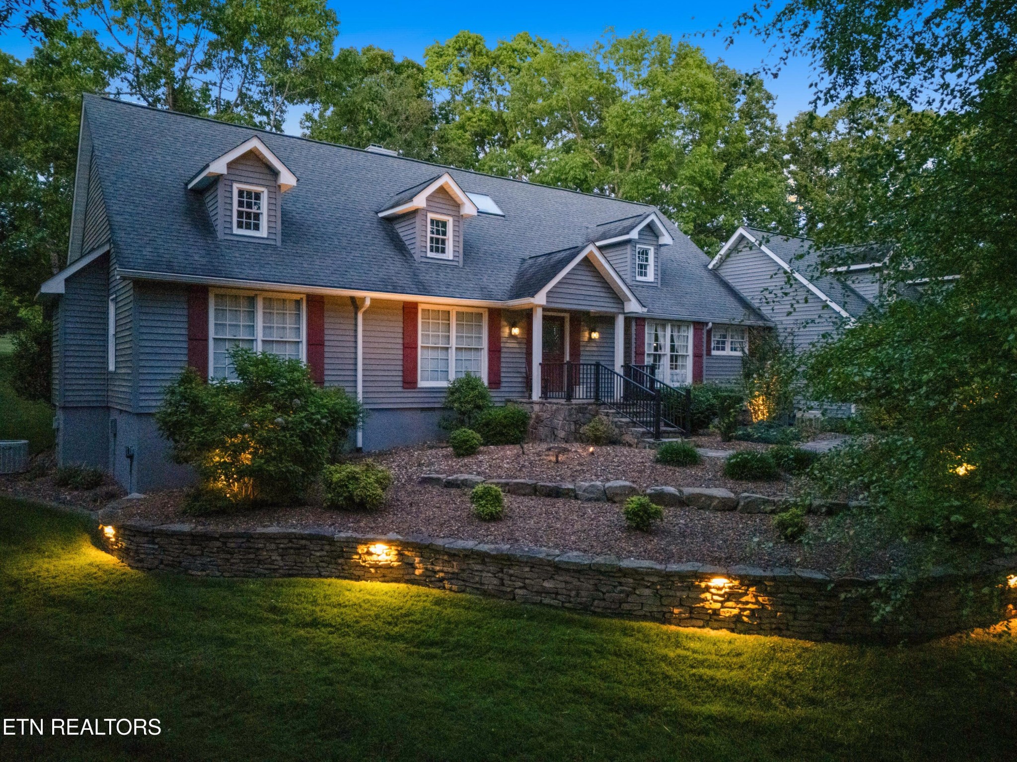 15 Cloverdale Circle Crossville TN 38558