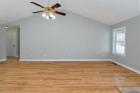 55 Bluebird Lane Lafayette TN 37083