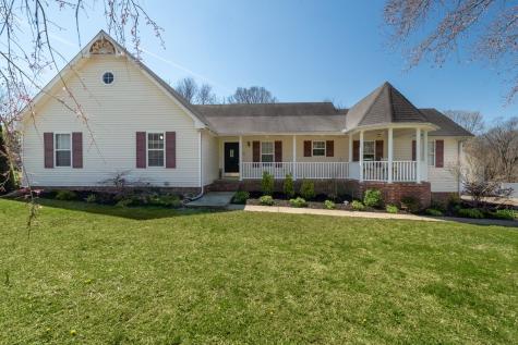 55 Bluebird Lane Lafayette TN 37083