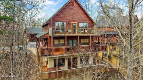 3517 Sand Ridge Way Sevierville TN 37863