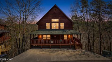 3517 Sand Ridge Way Sevierville TN 37863