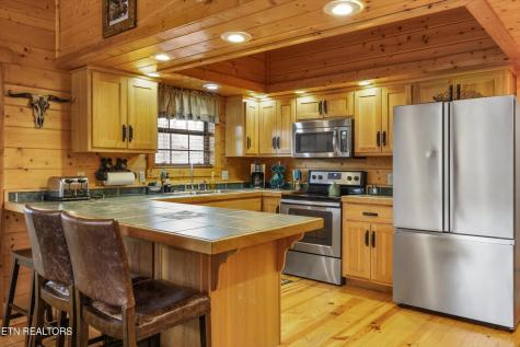 3517 Sand Ridge Way Sevierville TN 37863
