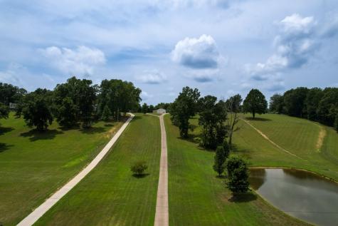 1301 Rogues Fork Road Bethpage TN 37022