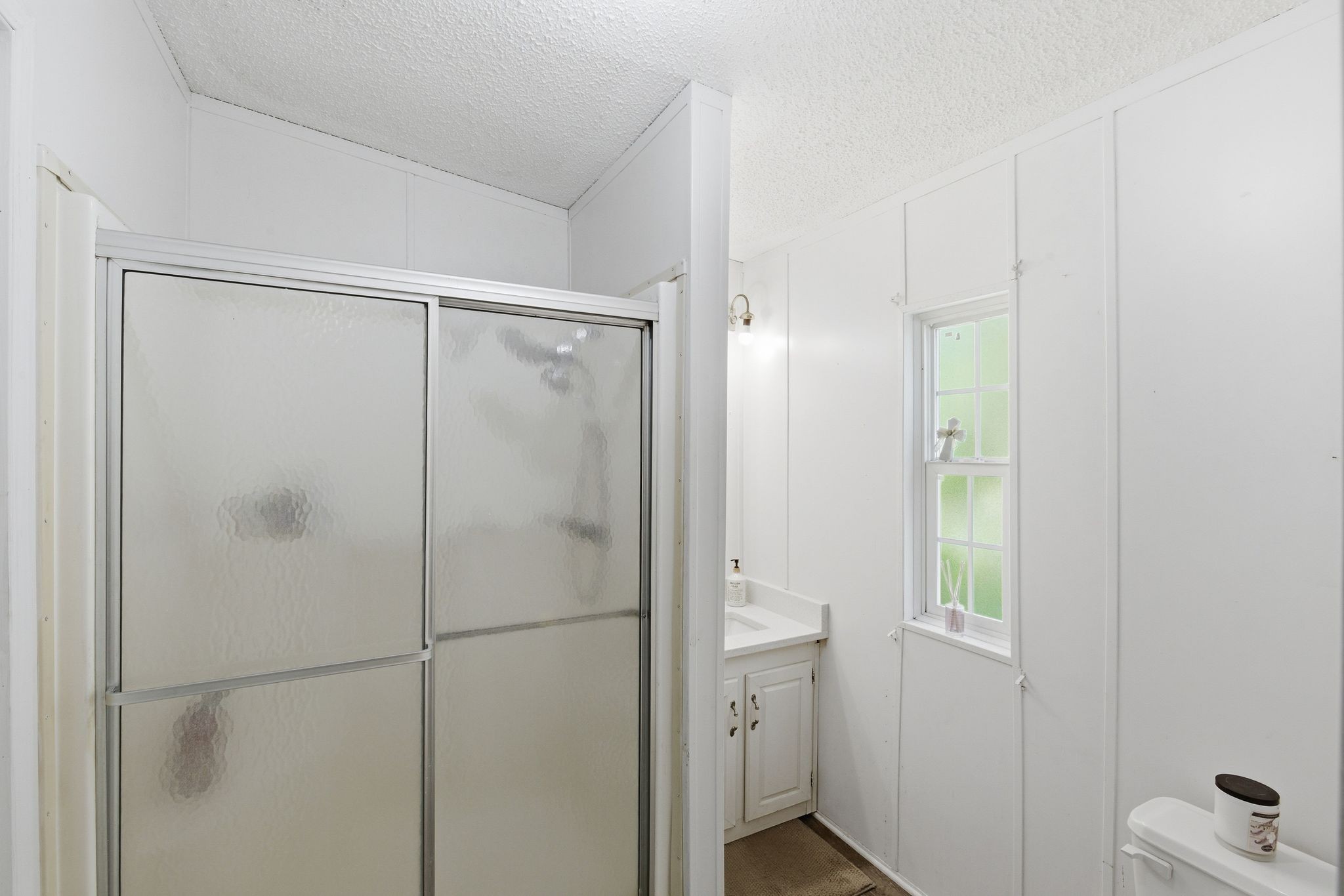230 E Piney Road, E Dickson TN 37055
