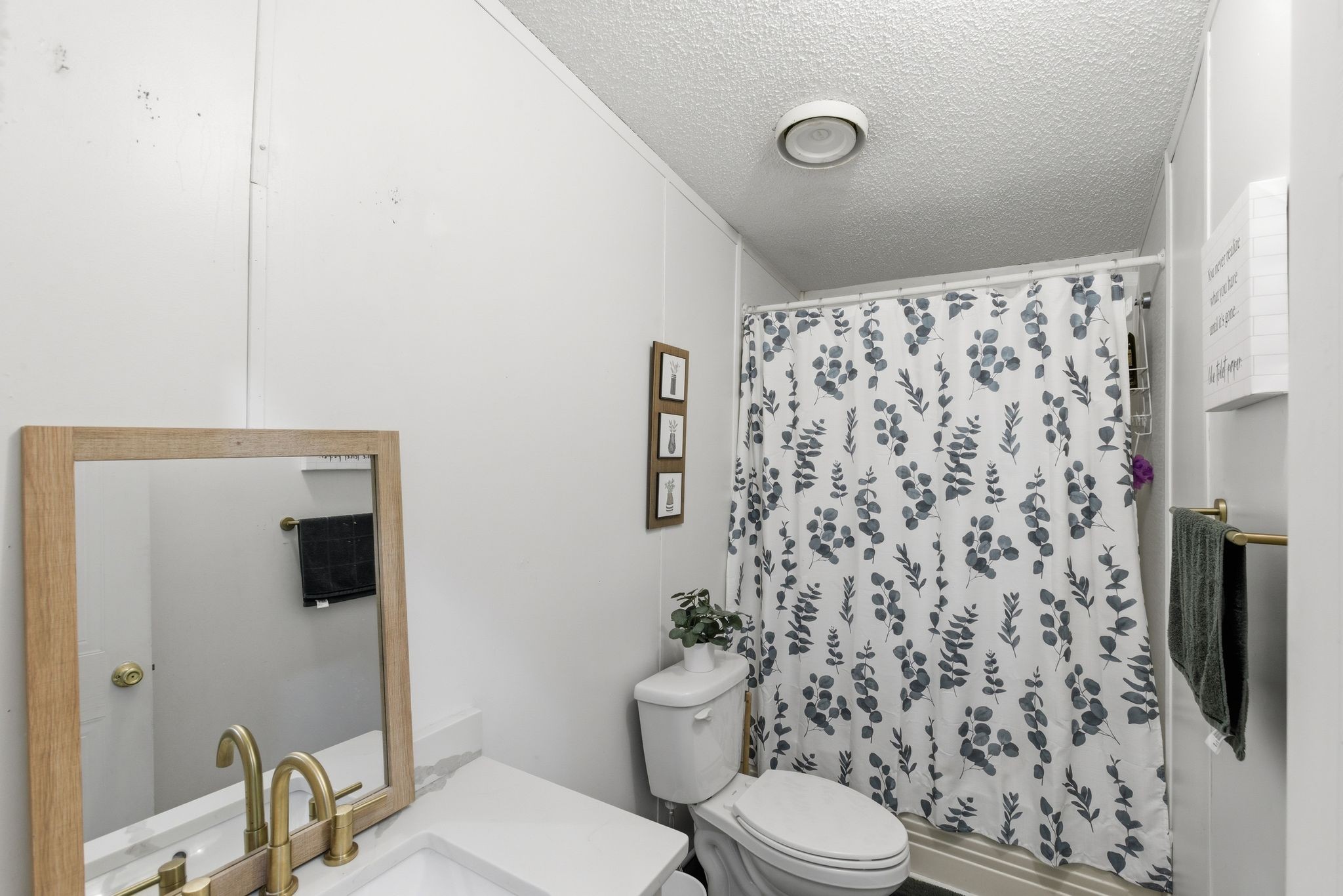 230 E Piney Road, E Dickson TN 37055