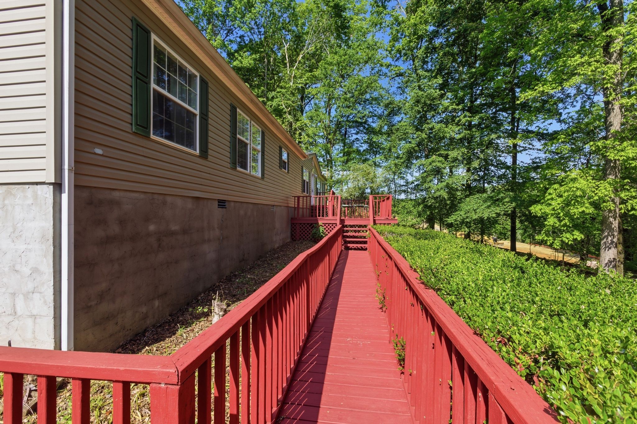 230 E Piney Road, E Dickson TN 37055