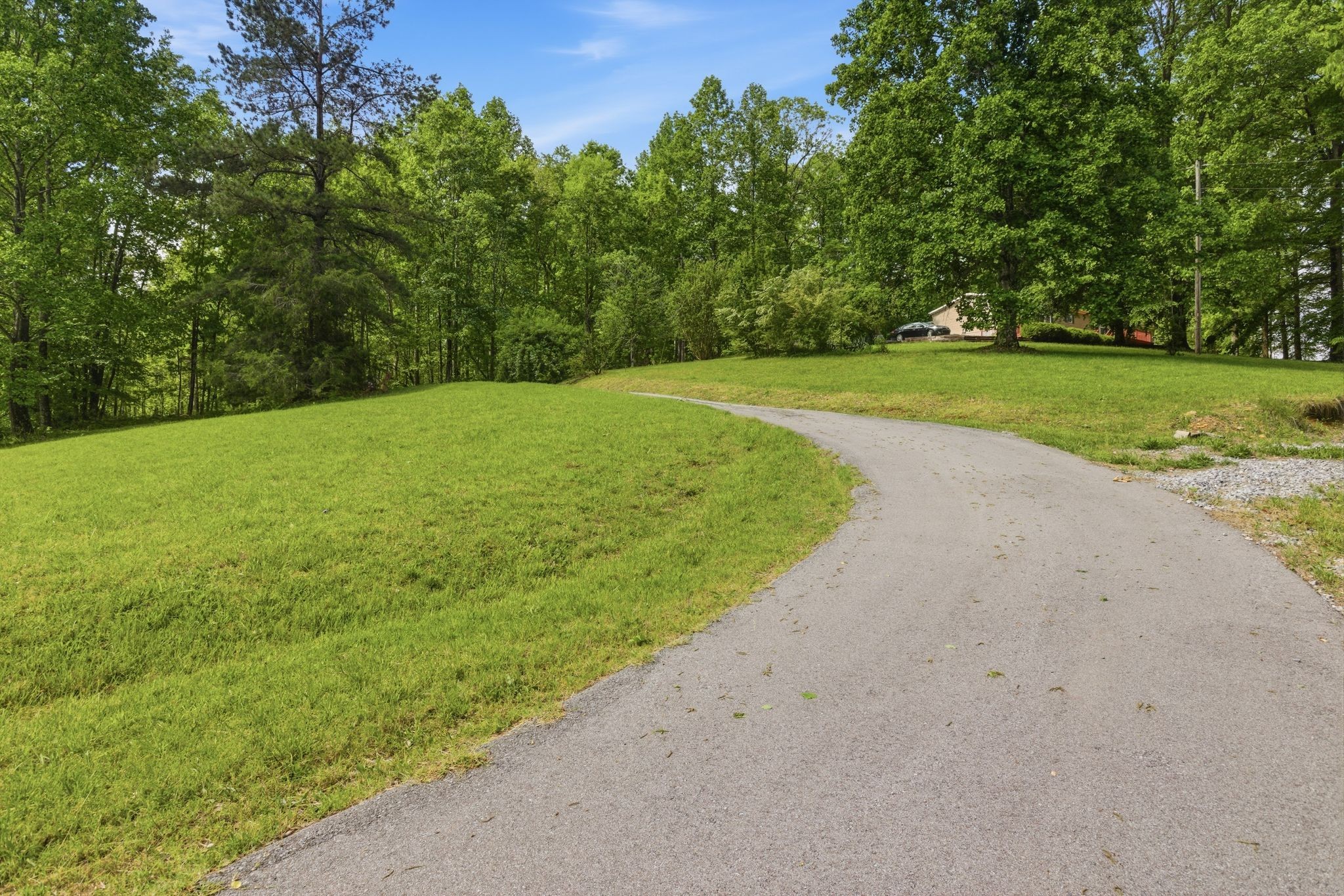 230 E Piney Road, E Dickson TN 37055