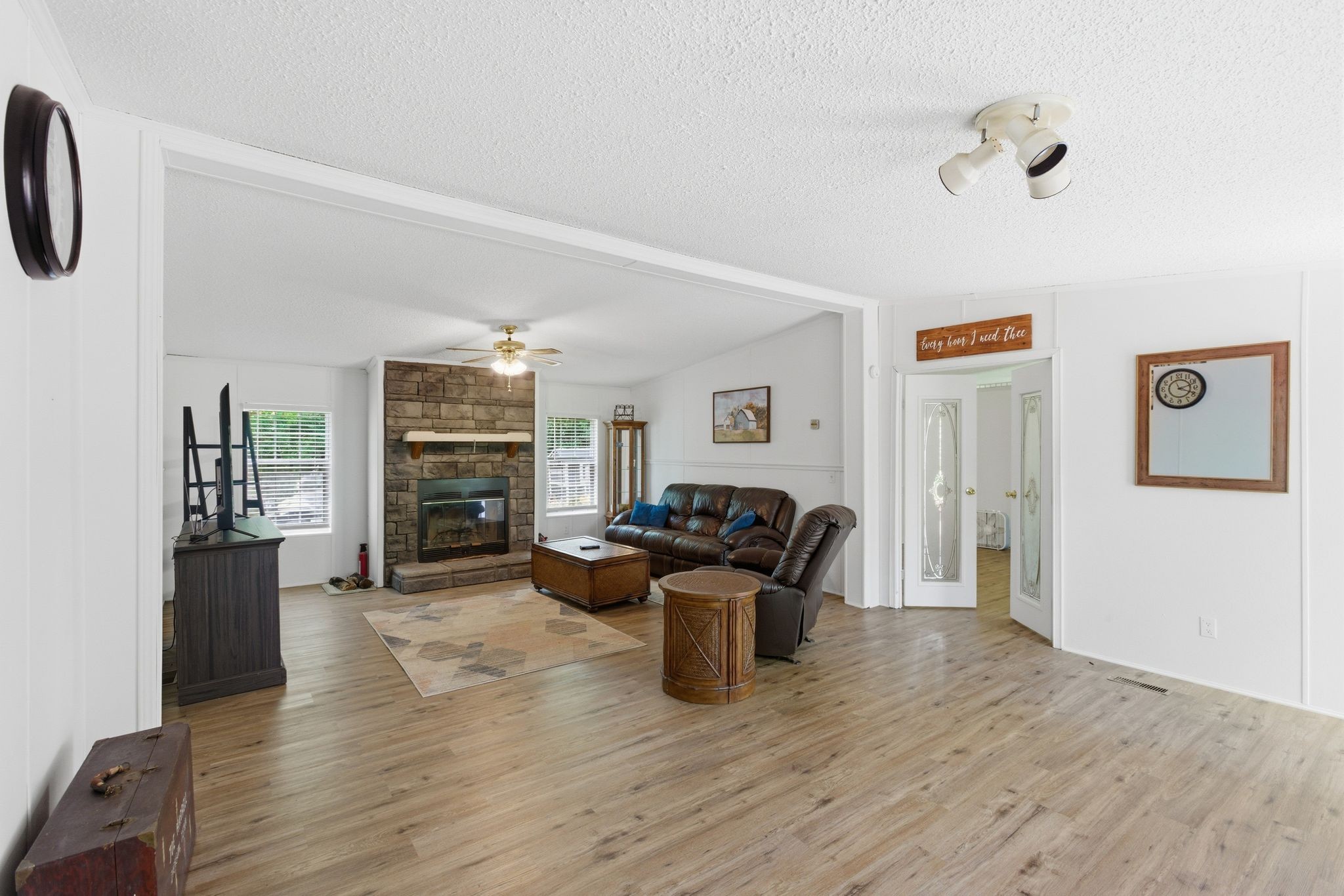 230 E Piney Road, E Dickson TN 37055