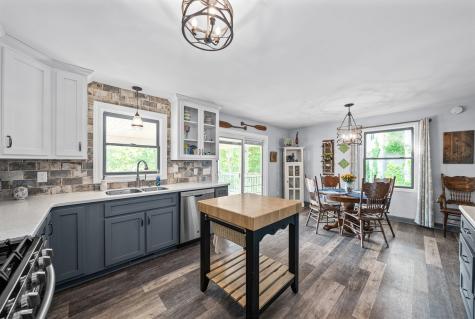 438 Harbor Drive Bumpus Mills TN 37028