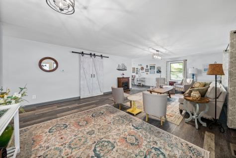 438 Harbor Drive Bumpus Mills TN 37028