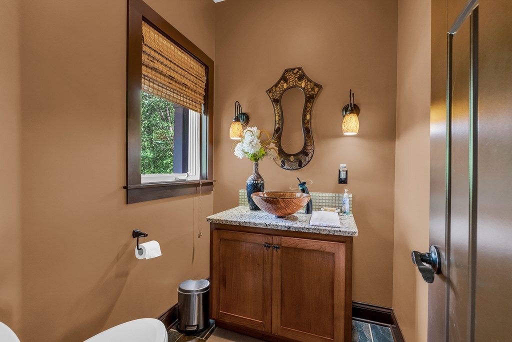 136 Rocky River Shores Drive Rock Island TN 38581