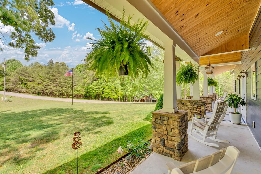 136 Rocky River Shores Drive Rock Island TN 38581