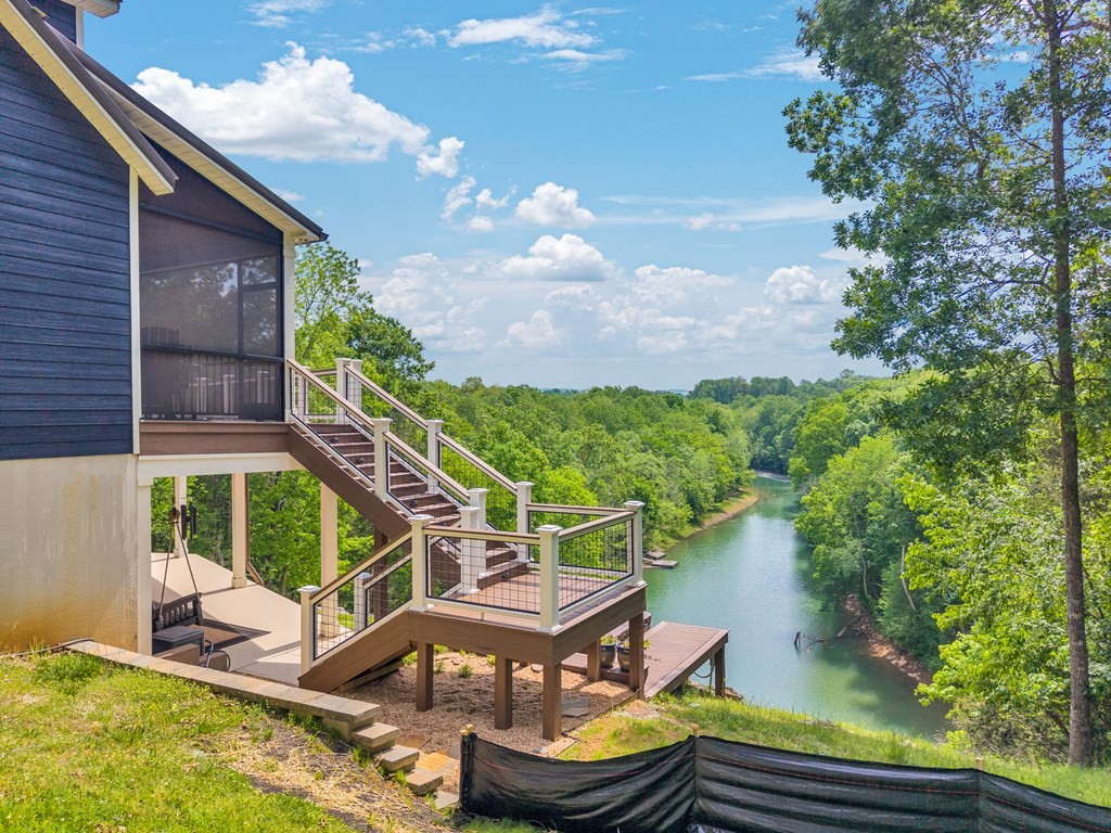 136 Rocky River Shores Drive Rock Island TN 38581