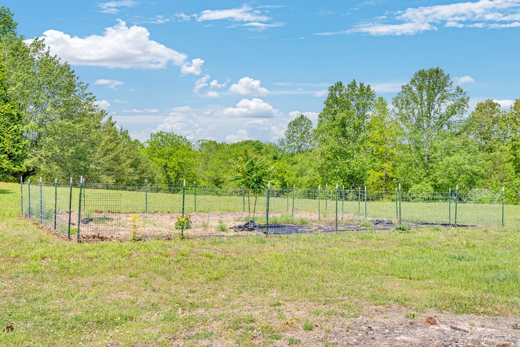 136 Rocky River Shores Drive Rock Island TN 38581