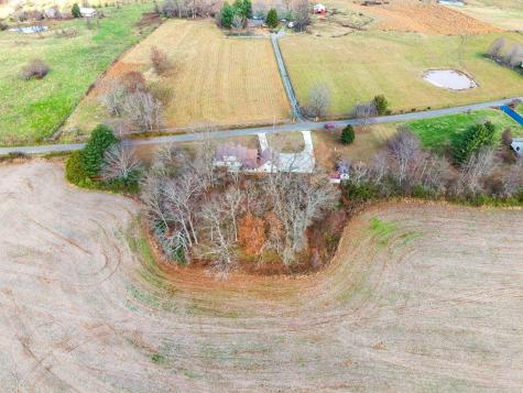 524 Willie Jarvis Road Sparta TN 38583