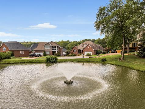 2357 Forest Lake Drive Nashville TN 37211
